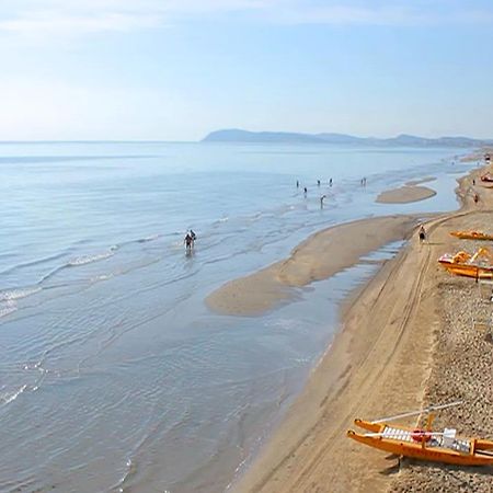 Hotel Massimo Riccione Extérieur photo